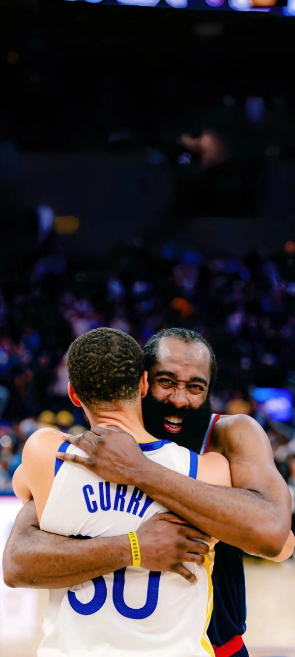 BWIN 哈登23+11助快船取胜 库里两次崴脚提前离场勇士惜败