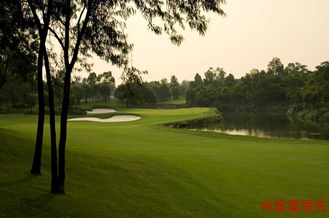 深圳观澜湖球会世界杯球场16号洞
