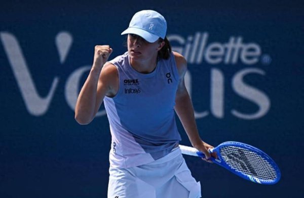 BWIN体育 澳网第3日莱巴金娜纳瓦罗进次轮 萨卡里遭一轮游