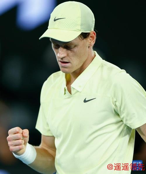 澳网辛纳卫冕男单冠军 兹维列夫大满贯收获三亚